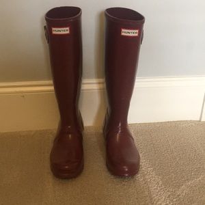 Crimson hunter rain boots